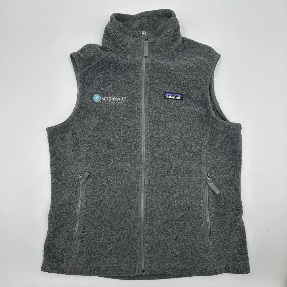 Patagonia Synchilla Full Zip Vest Womens Medium M Gray Singlewire Embroidered‎